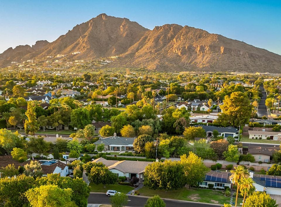 Should You Stay or Sell? Smart Housing Decisions for the Next Chapter