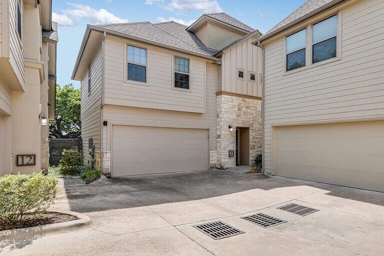 Leased - 5309 William Holland AVE #8