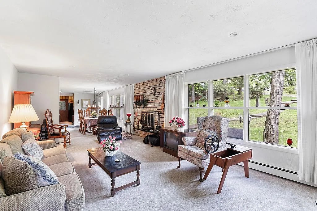 198 Hydeway