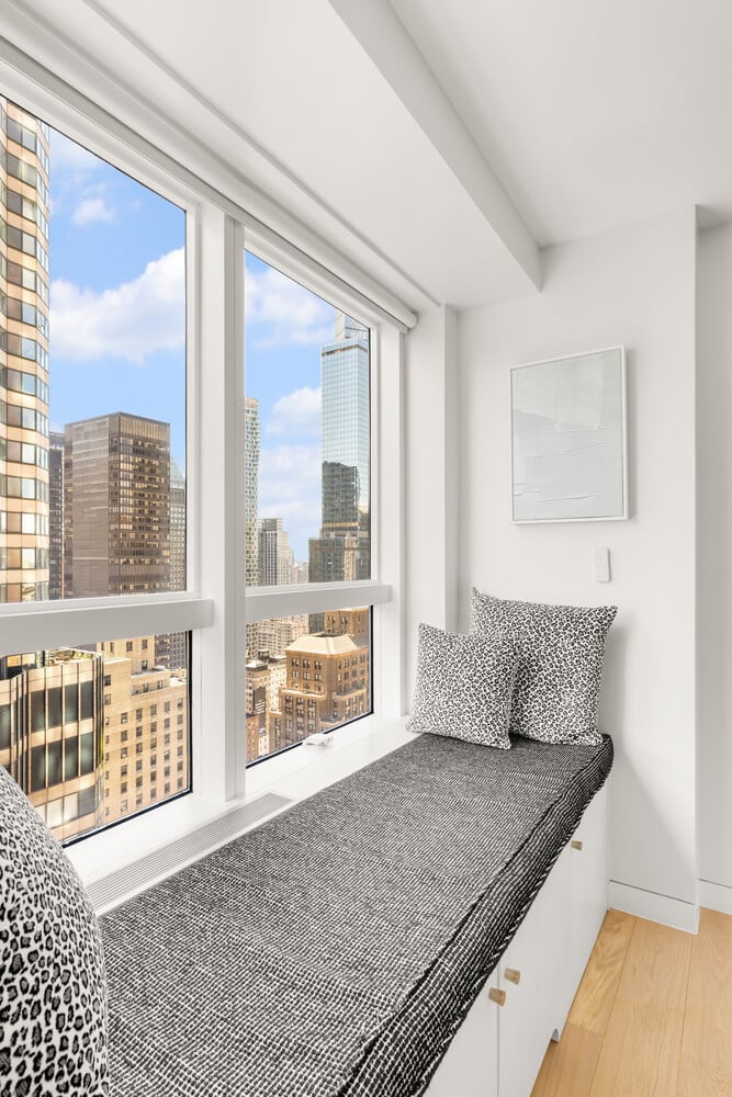 146 W 57TH Street 42D