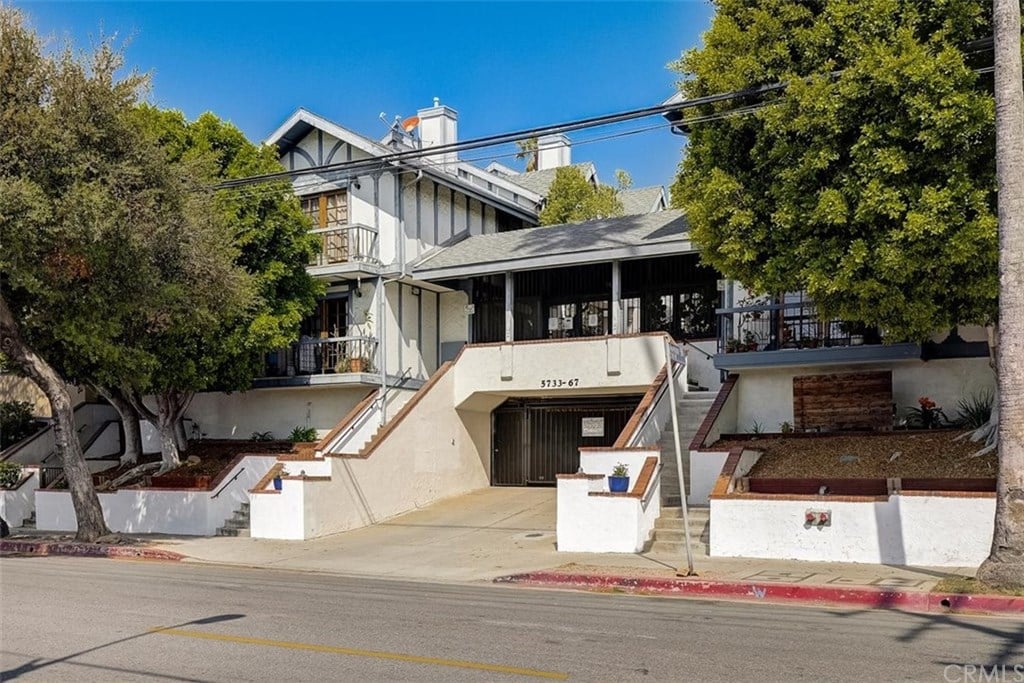 5743 Monte Vista St, Unit 6