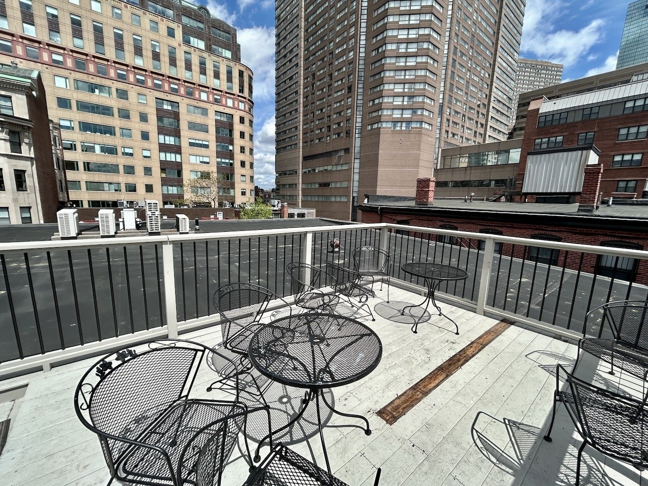 AUGUST 1!!! Unique 1 Bed + Loft Office w/ Common Laundry and Common Roof Deck - Steps to Back Bay Station! 