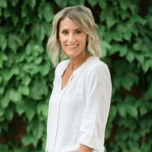 Renee Arnold