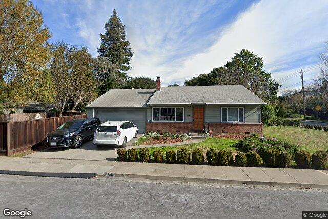 704 Arnold Way