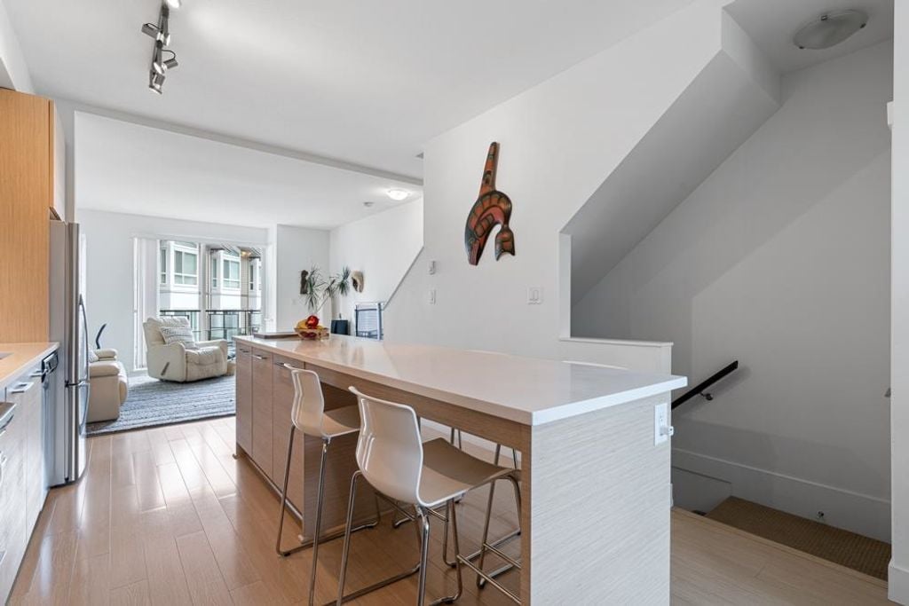 909 Clarke Rd, #13