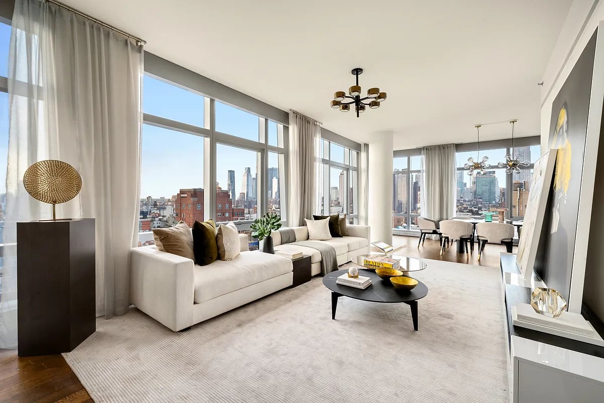 35 W 15th St, #17A