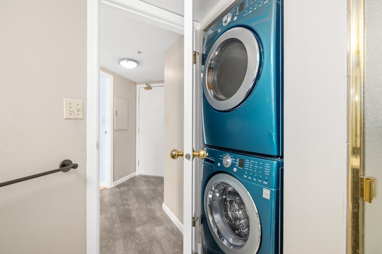 405-1633 W 8th Ave