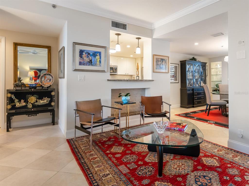 1255 North Gulfstream Ave, #904
