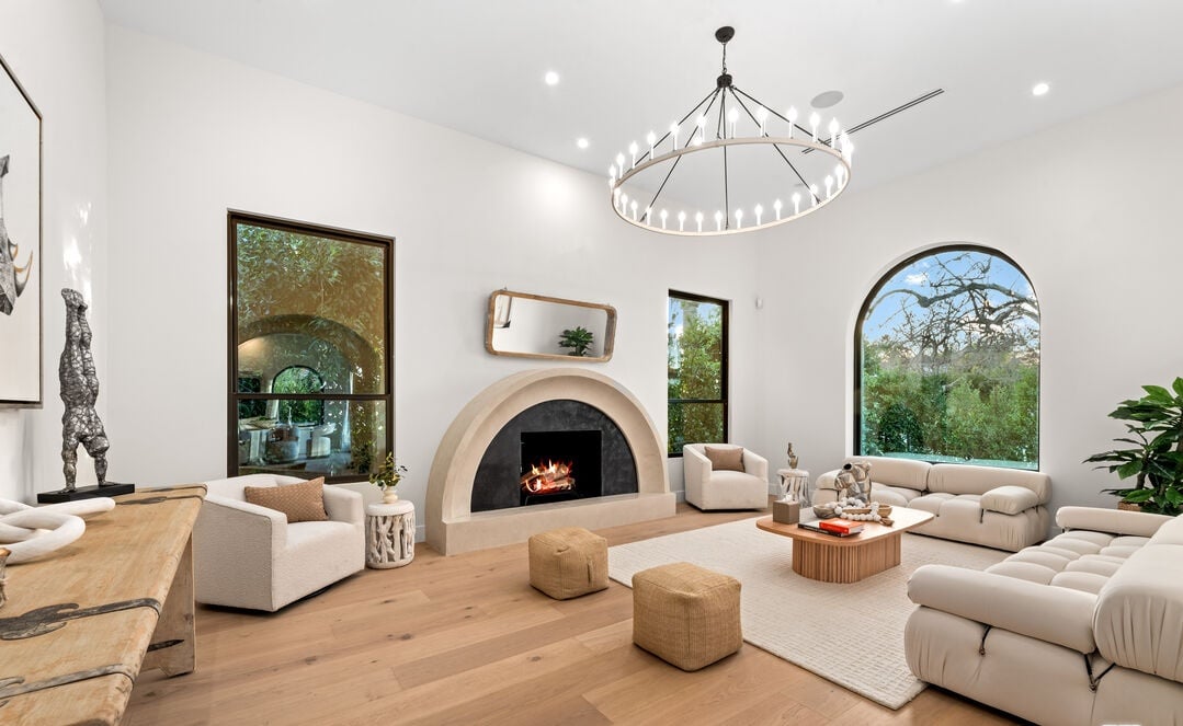 Zenith Estate, S La Jolla Ave, 90048