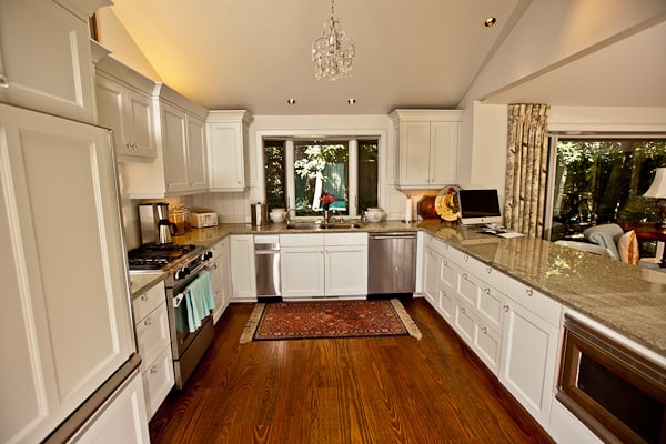 New Luxury Home Listed in Riverwood!