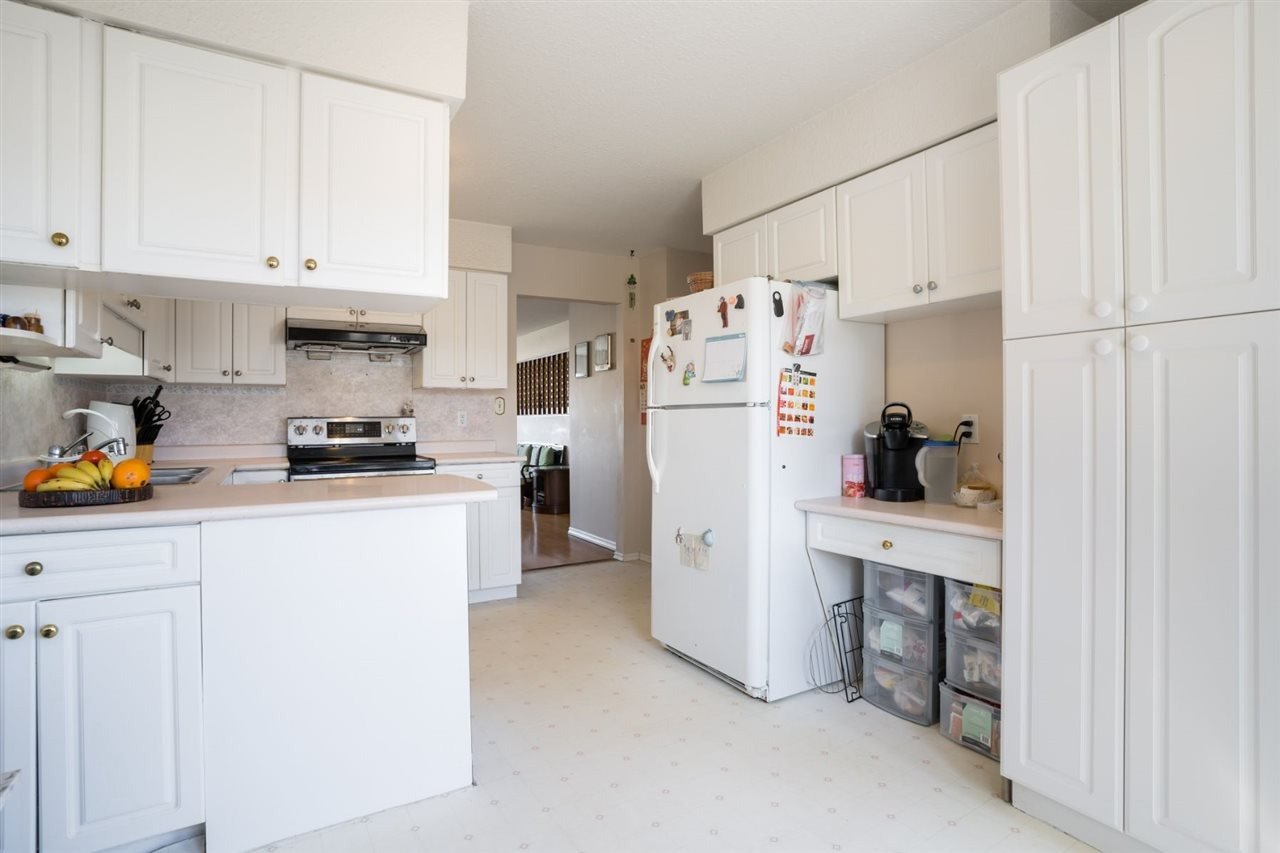 3440 Springthorne Cres