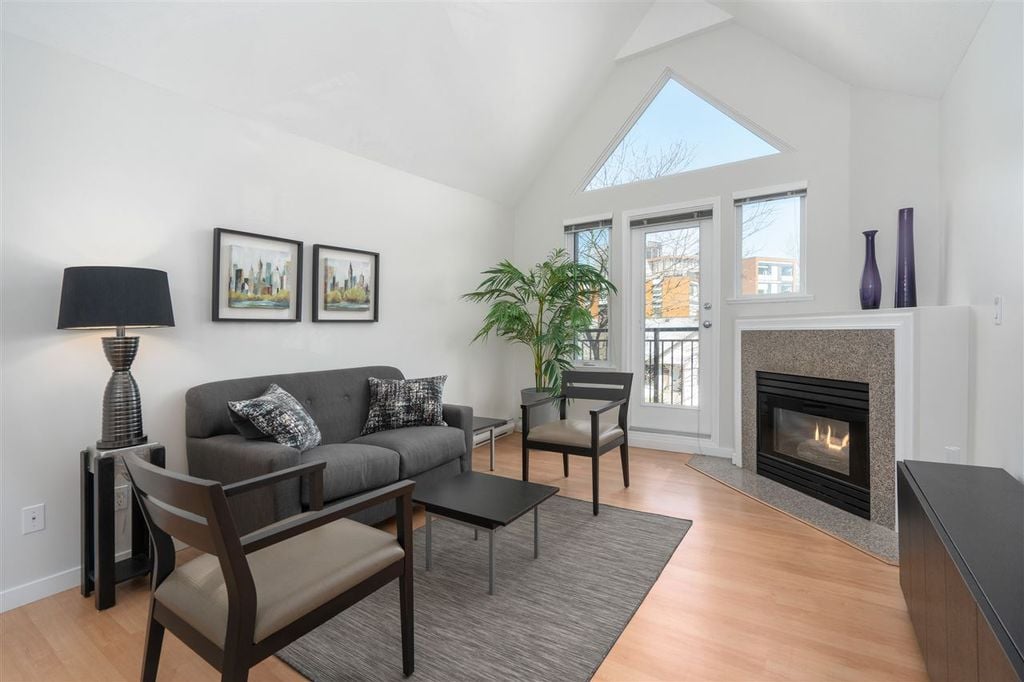 1928 E 11th Ave, #301