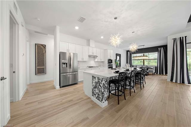 19401 The Place Blvd