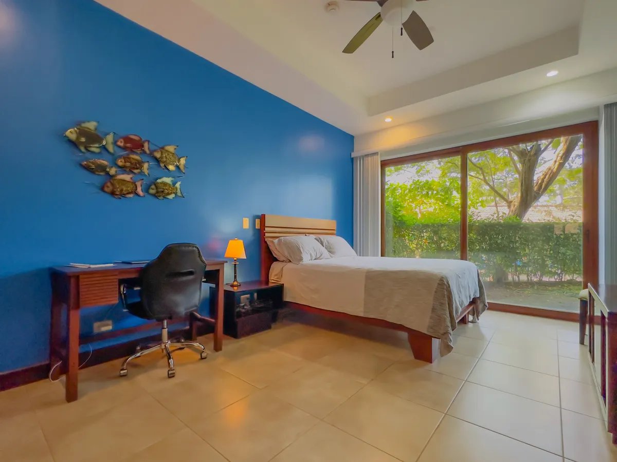 Ground Level Condo with a Yard