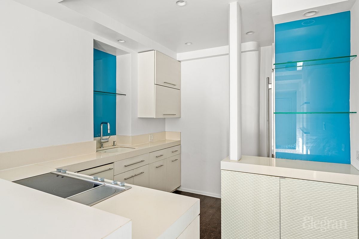 400 East 52nd Street 