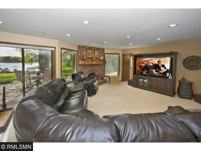 4180 Trenton Ln N