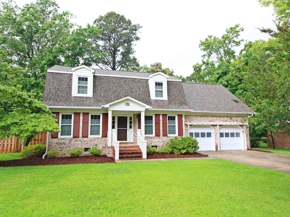 309 W Blackbeard Rd