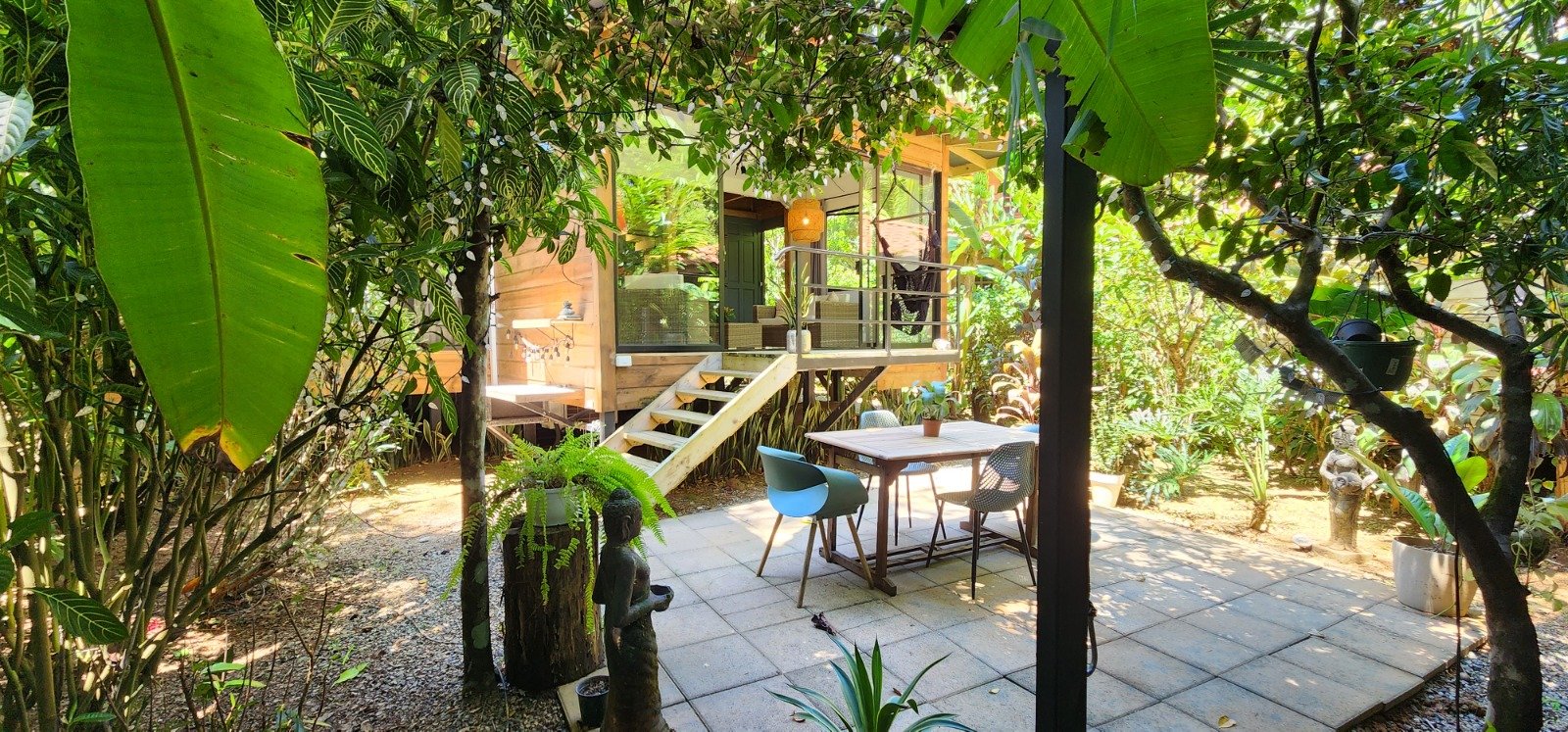 FIRE SALE ! Beautiful hotel in the heart of Ojochal, in Costa Rica’s most desirable areas.