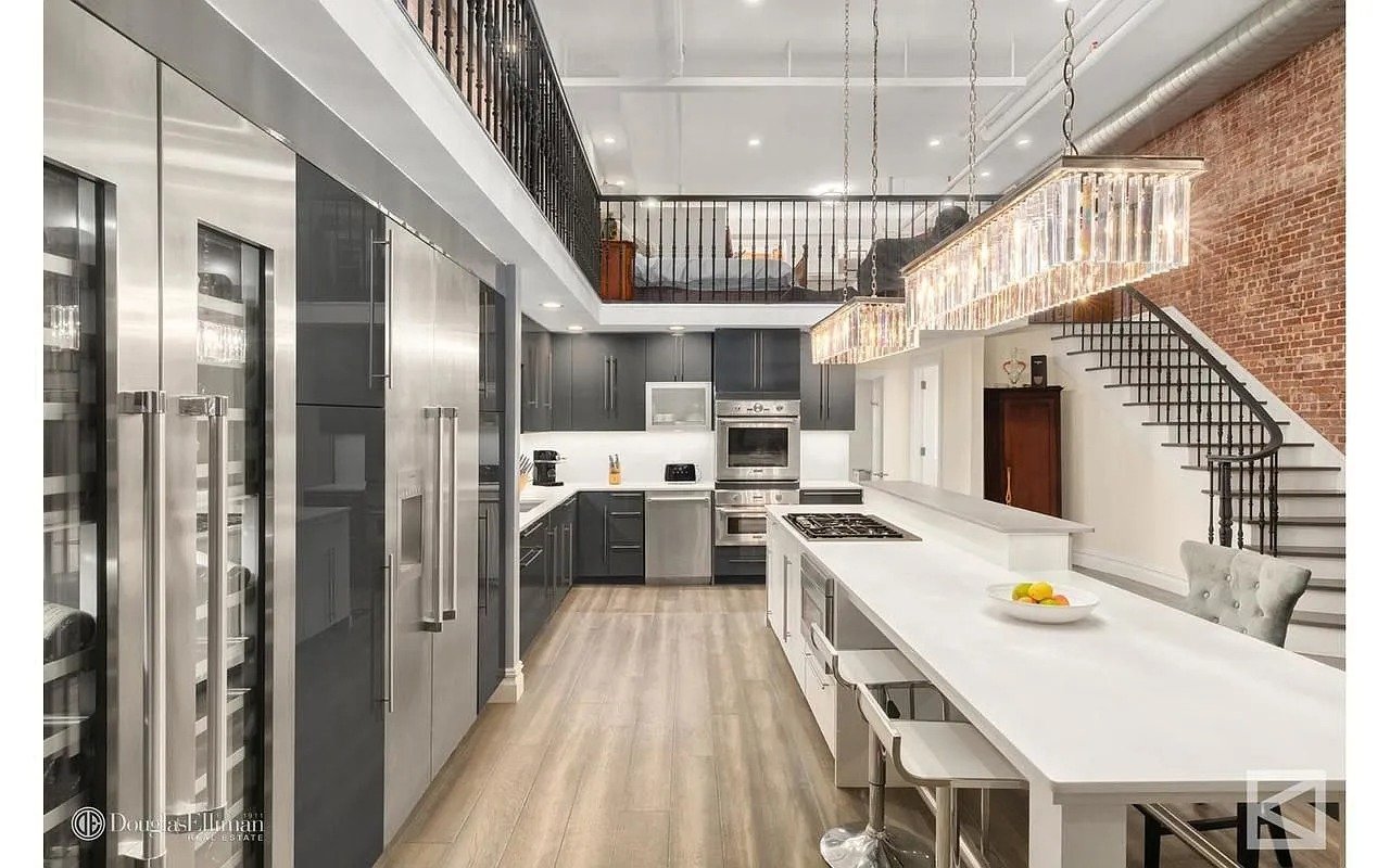 41 Crosby St #1R