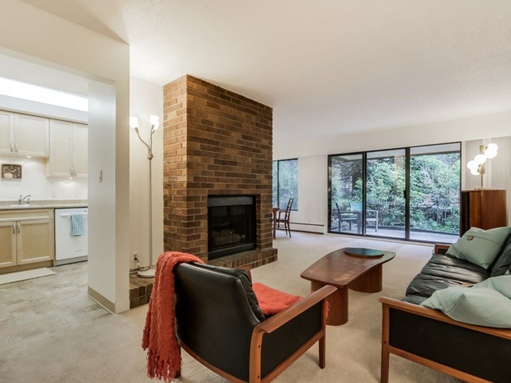 2620 Fromme Rd, #107
