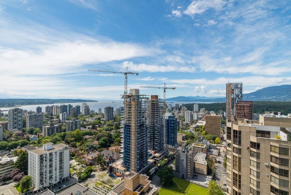 717 Jervis St, #3001