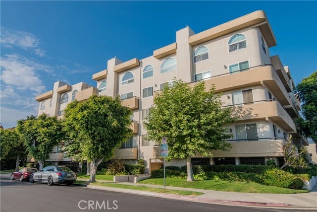 1872 Midvale Ave #302