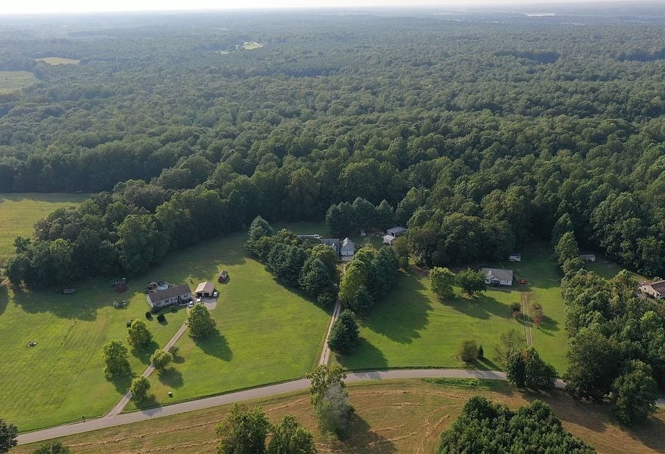 367 Sandy Point Rd.