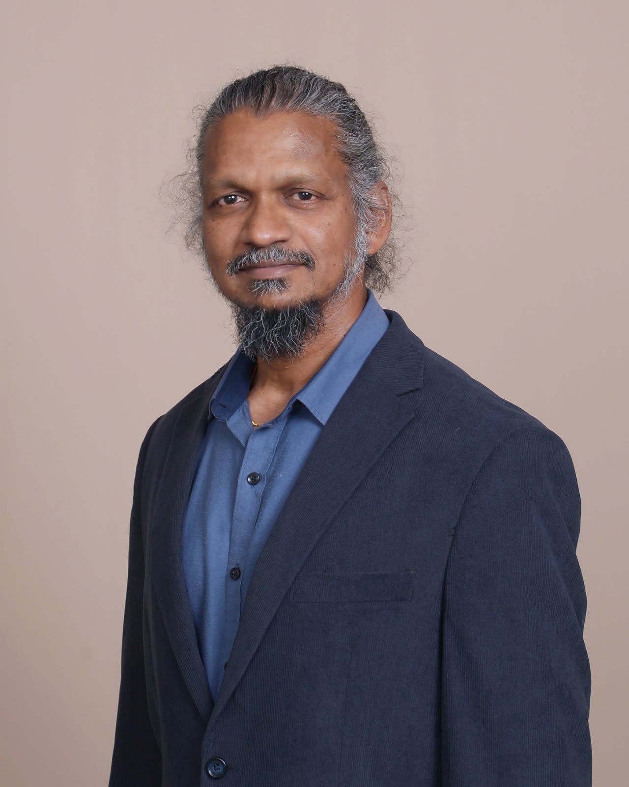 Anand  Rajavelu