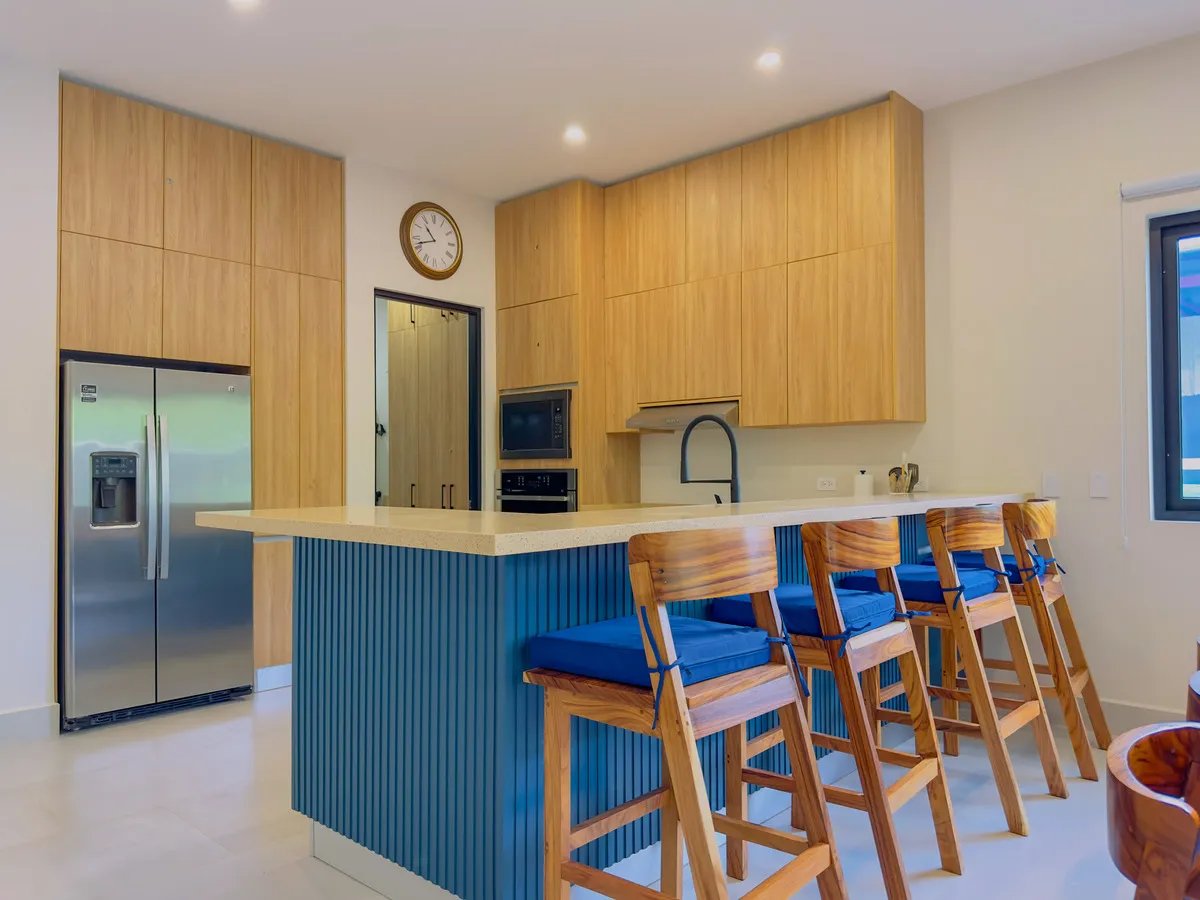 One-Level Home w/Solar, Pool, walk Club Access in Coco Bay Estates