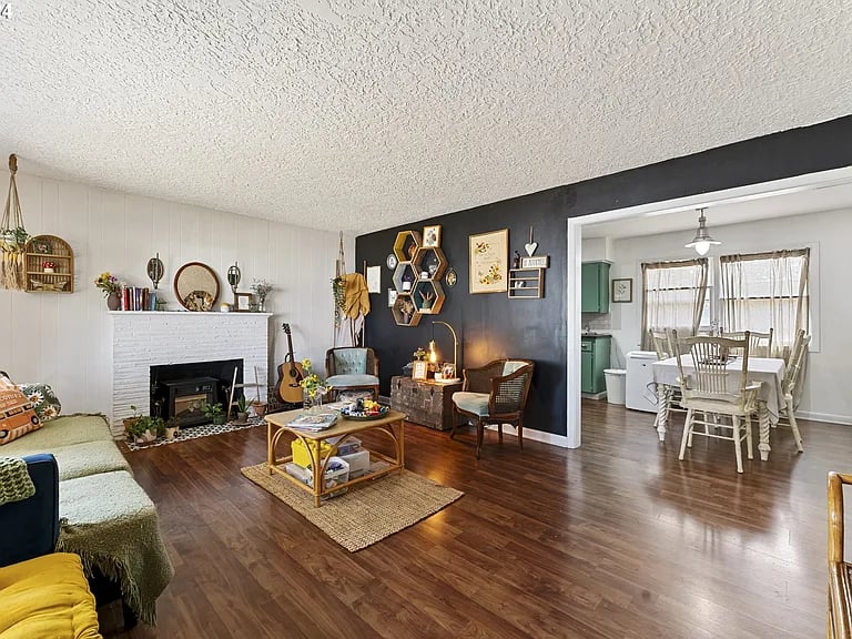 401 SE 102nd Ave