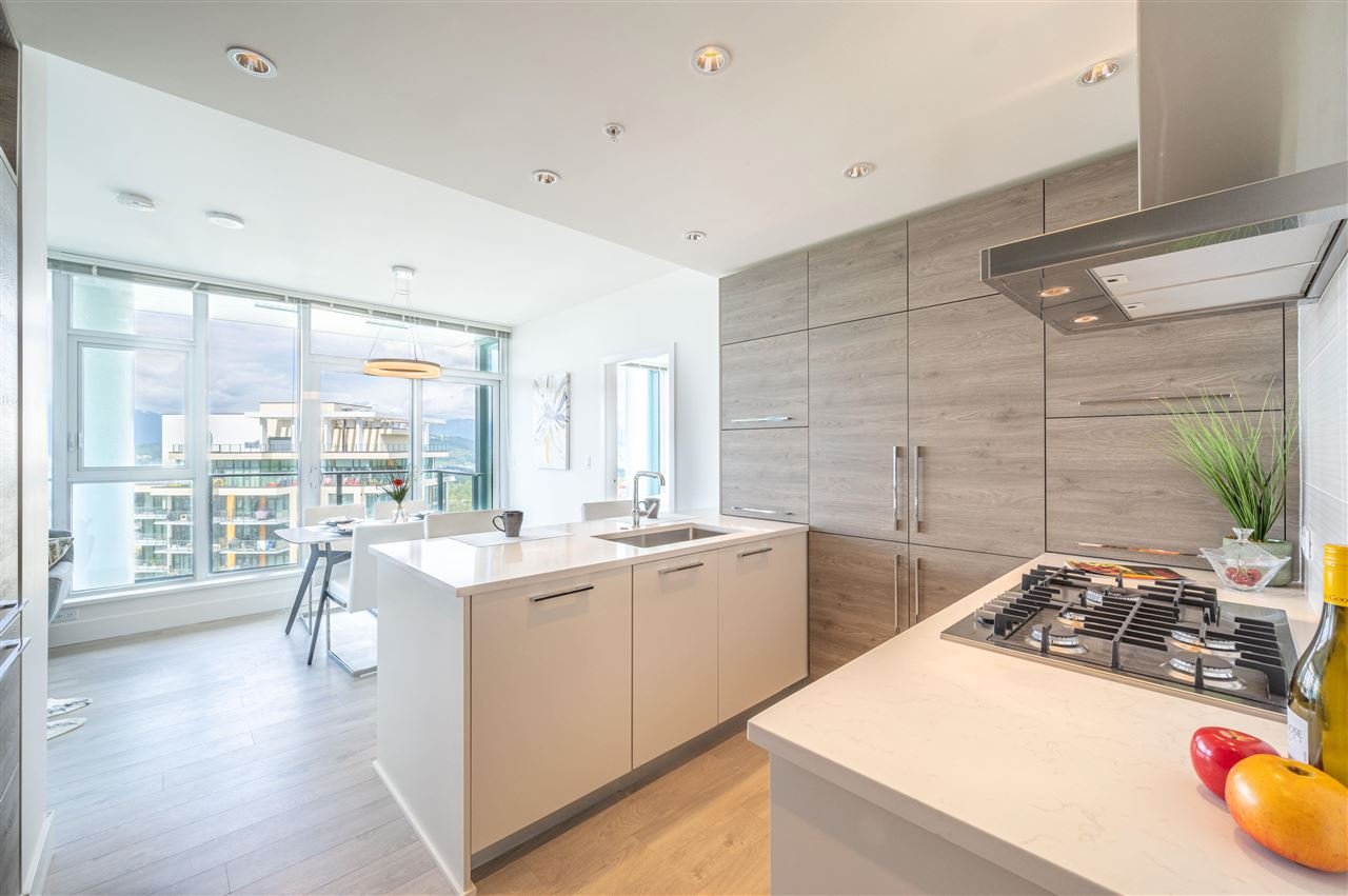 3002-7388 Kingsway Wy
