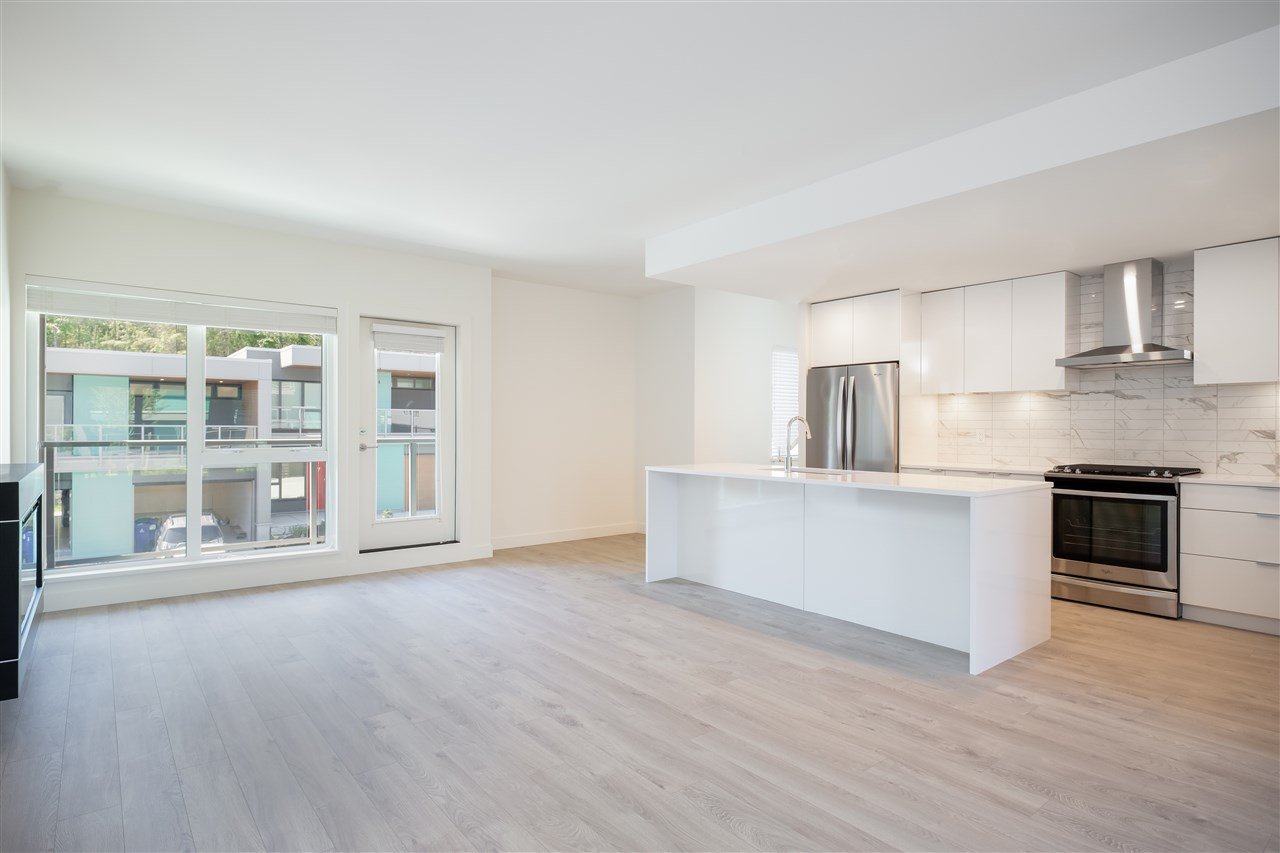 34-3596 Salal Dr