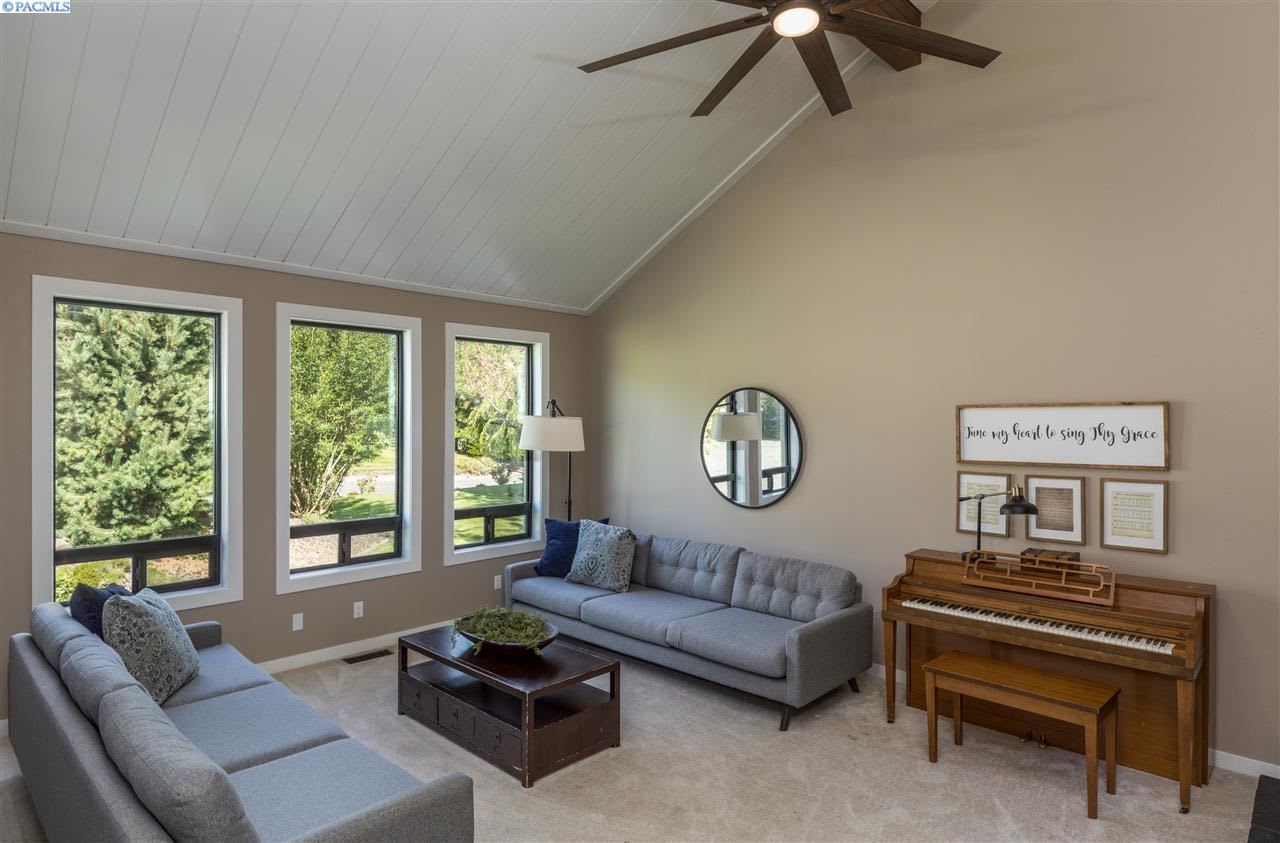 1120 Appaloosa Way