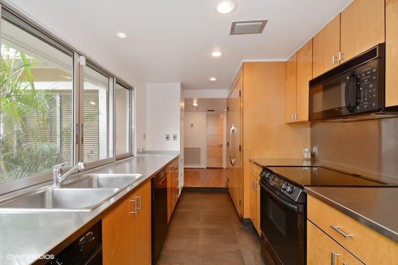 1337 SW 18th Ave