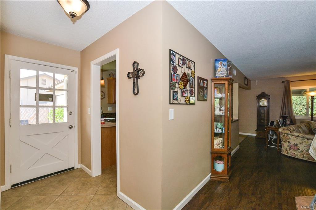 4364 Larkspur Road