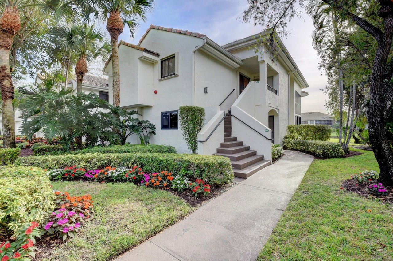 7444 Victory Ln, #10004