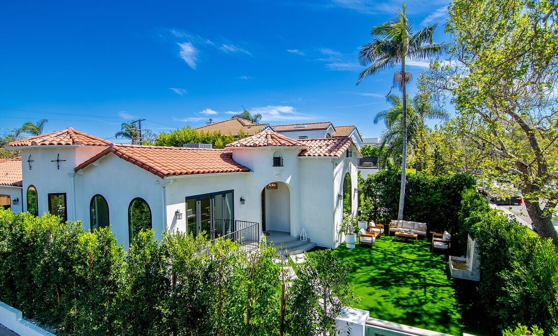 Zenith Estate, S La Jolla Ave, 90048