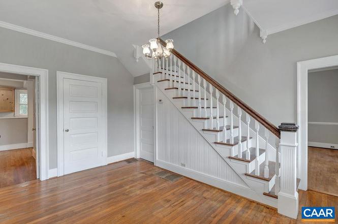 1155 Crozet Ave