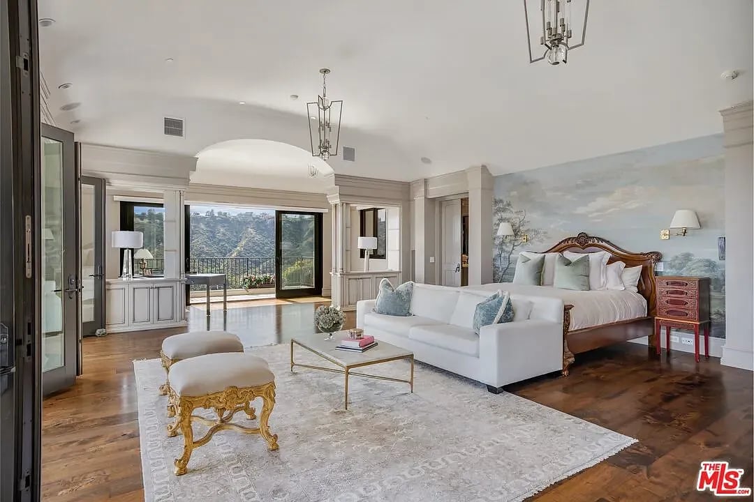 1940 Bel Air Rd