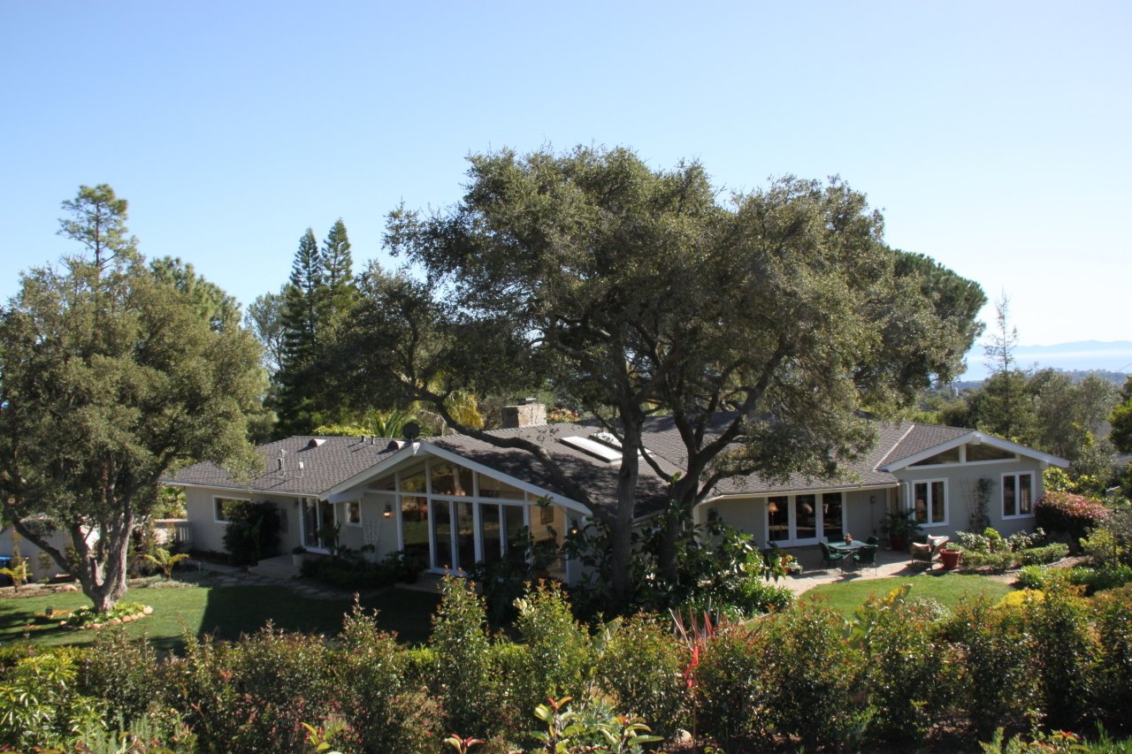 1661 Las Canoas Rd