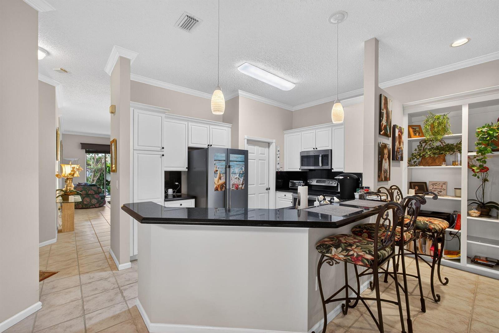 2085 Chagall Circle