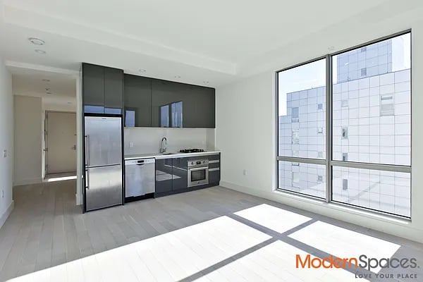 44-15 Purves St, #8D