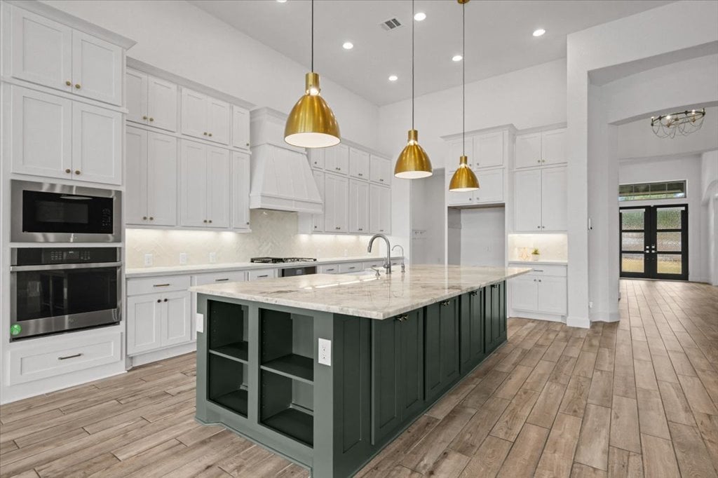 1216 Deerfoot Circle