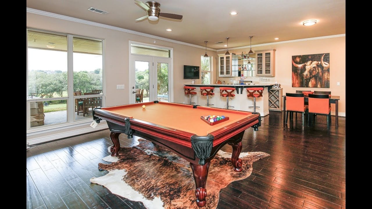 Luxury living on #4 Fairway in Horseshoe Bay