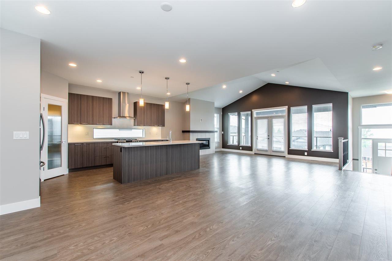 11-8295 Nixon Rd