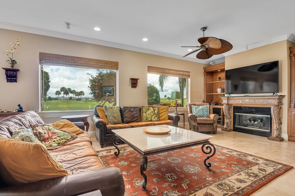 5505 Las Brisas Dr