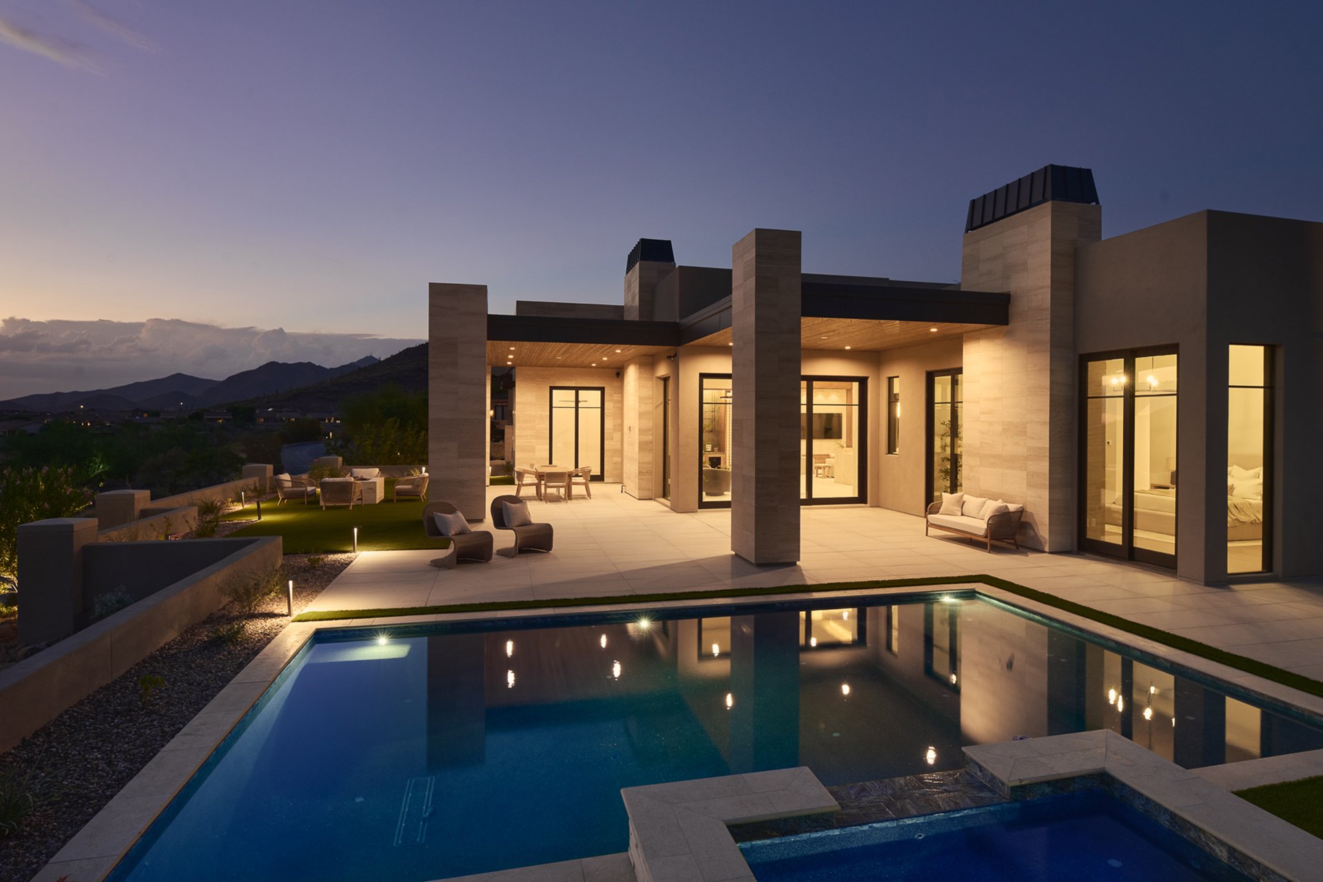 9619 N SOLITUDE Canyon