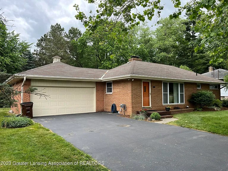 1305 Valley View Rd