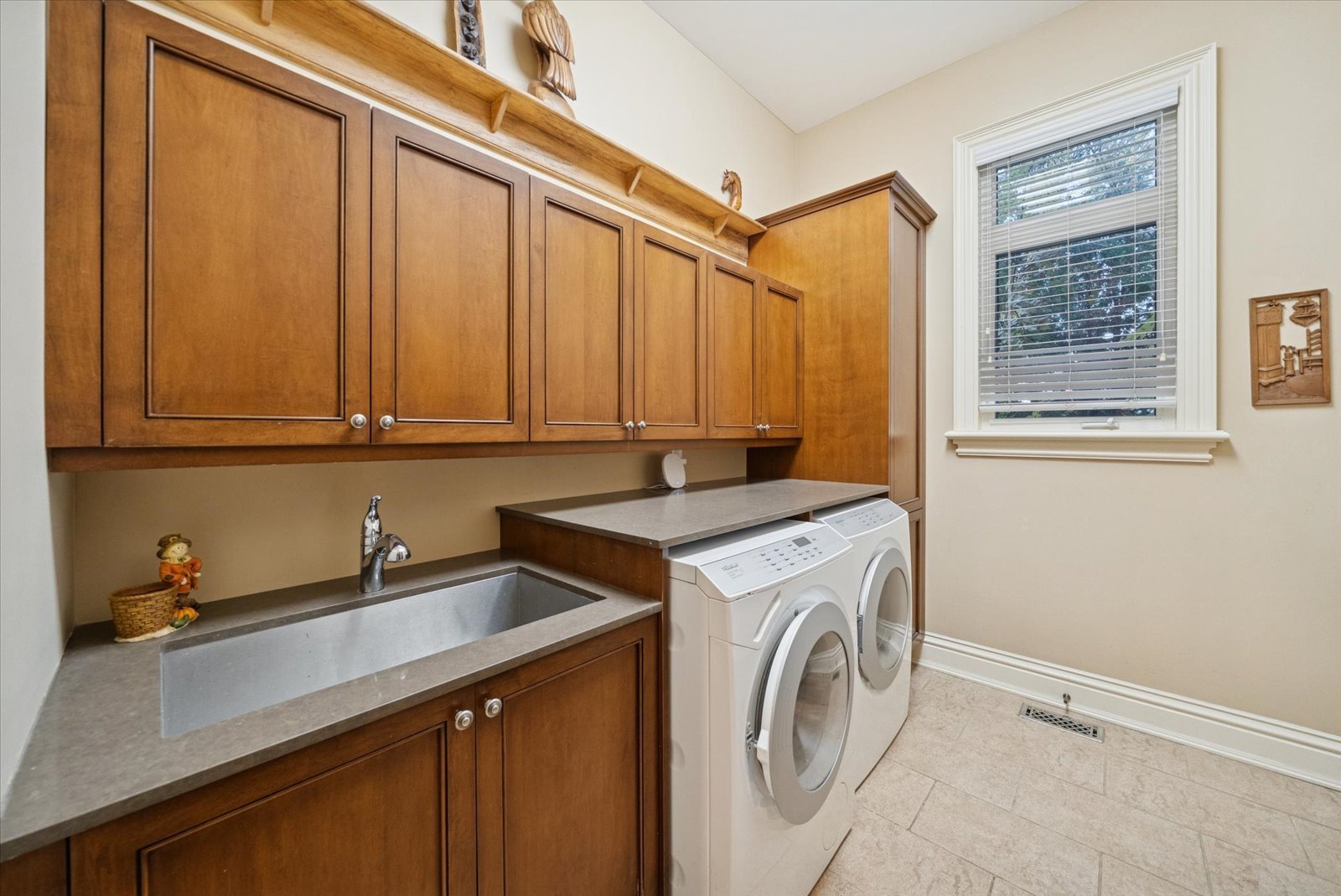 7 Toscanini Rd 