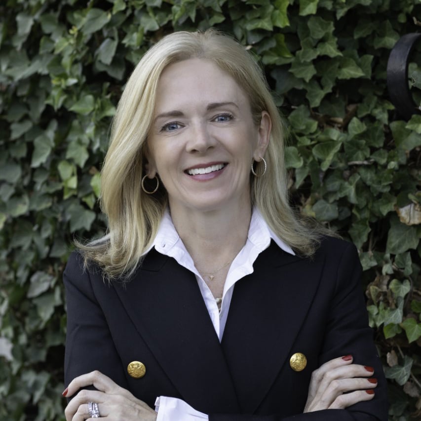 Christine Clay Ridgewood, NJ Real Estate Agent Headshot
